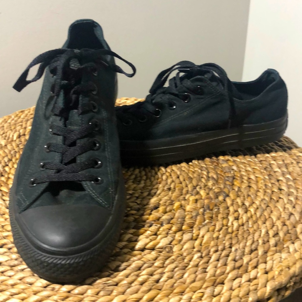 Converse All Star •Low Tops •Black/ Black• Mens 12
